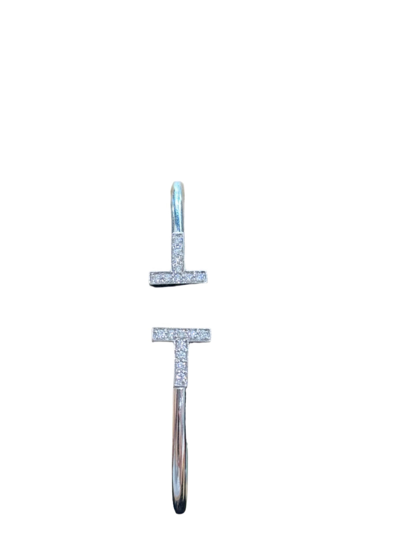 Diamond “T” Style Bangle