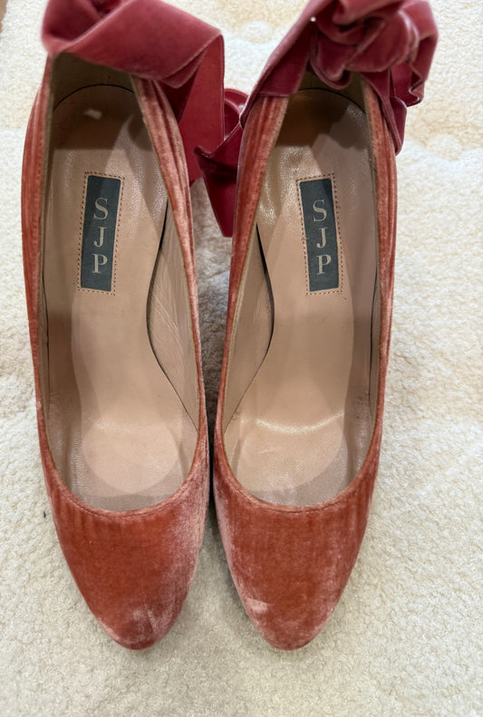 SJP By Sarah Jessica Parker Velvet Pump- Size 38, US 8-Shoes-Gazelle Fashion and Style