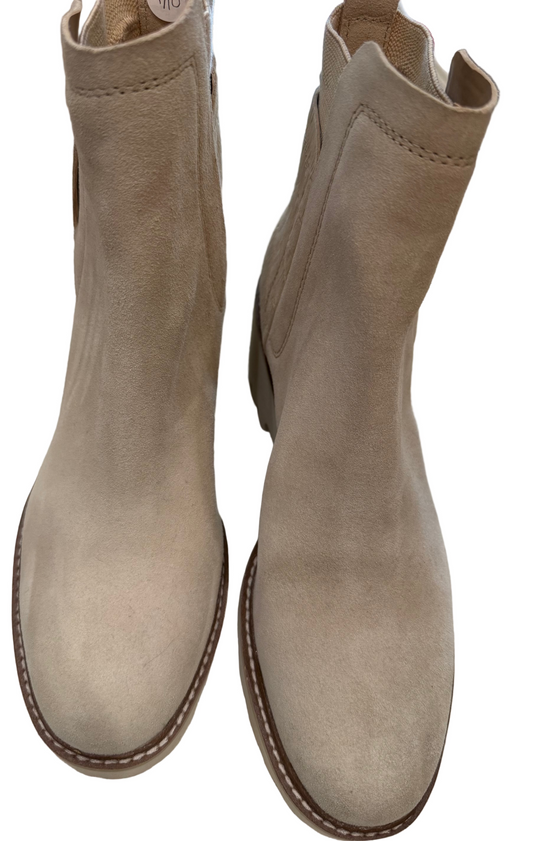 Dolce Vita Huey H20 Waterproof Suede Chelsea Boots- Size: 9/10 $125-Shoes-Gazelle Fashion and Style