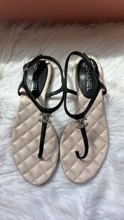 CHANEL 2014 Interlocking CC Logo T-Strap Sandals