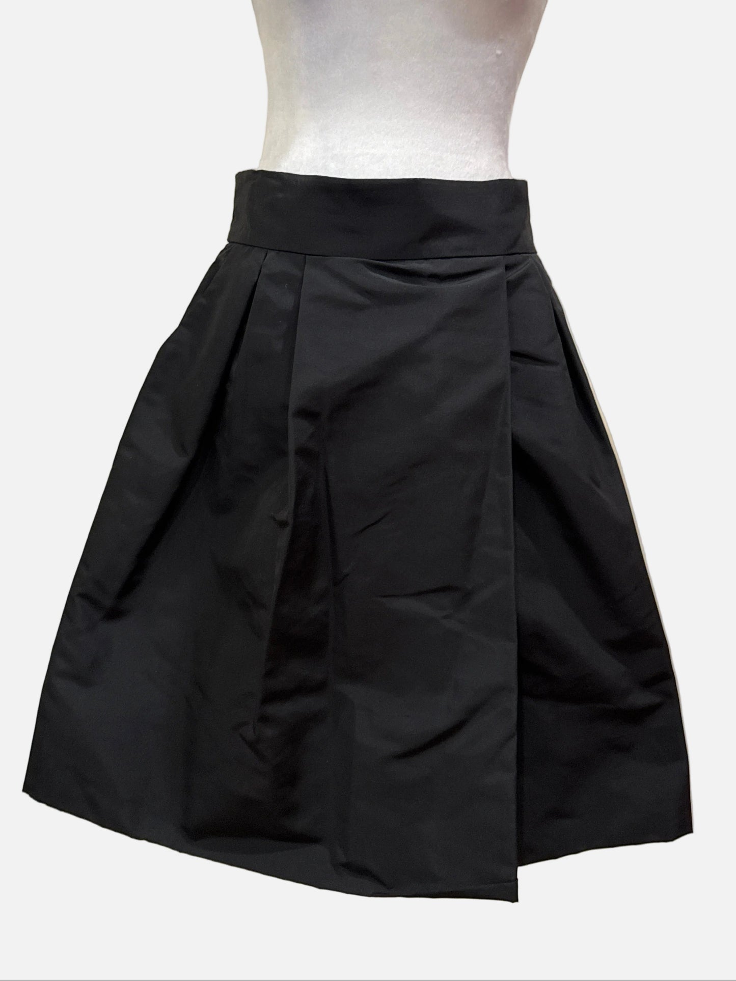Gucci Black Skirt-SKIRT-44-black-Excellent-Gazelle Fashion and Style