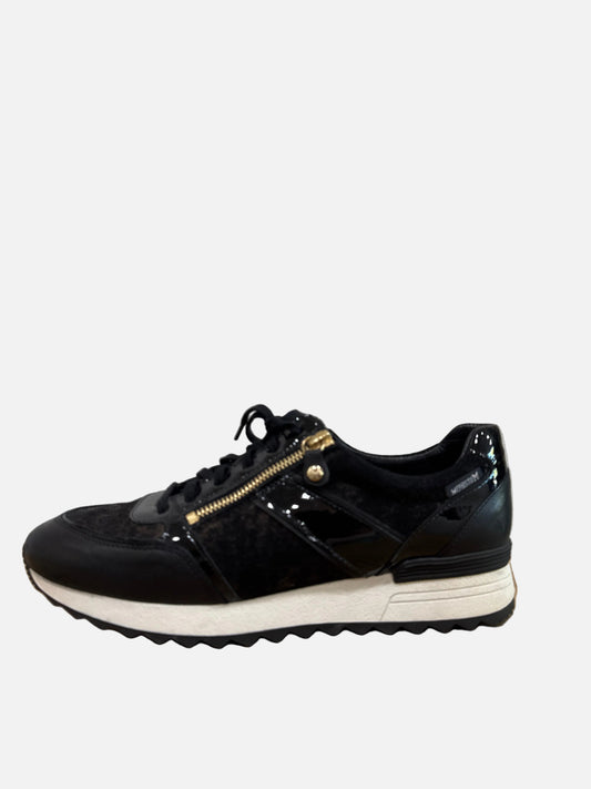 Black Sneakers with Zip Detail-SNEAKER-Gazelle Fashion and Style