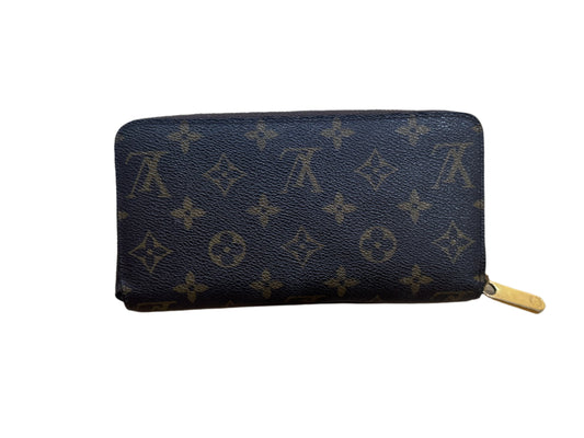 Louis Vuitton Zippy Wallet – Monogram Canvas
