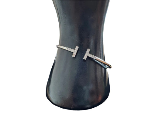 Diamond “T” Style Bangle