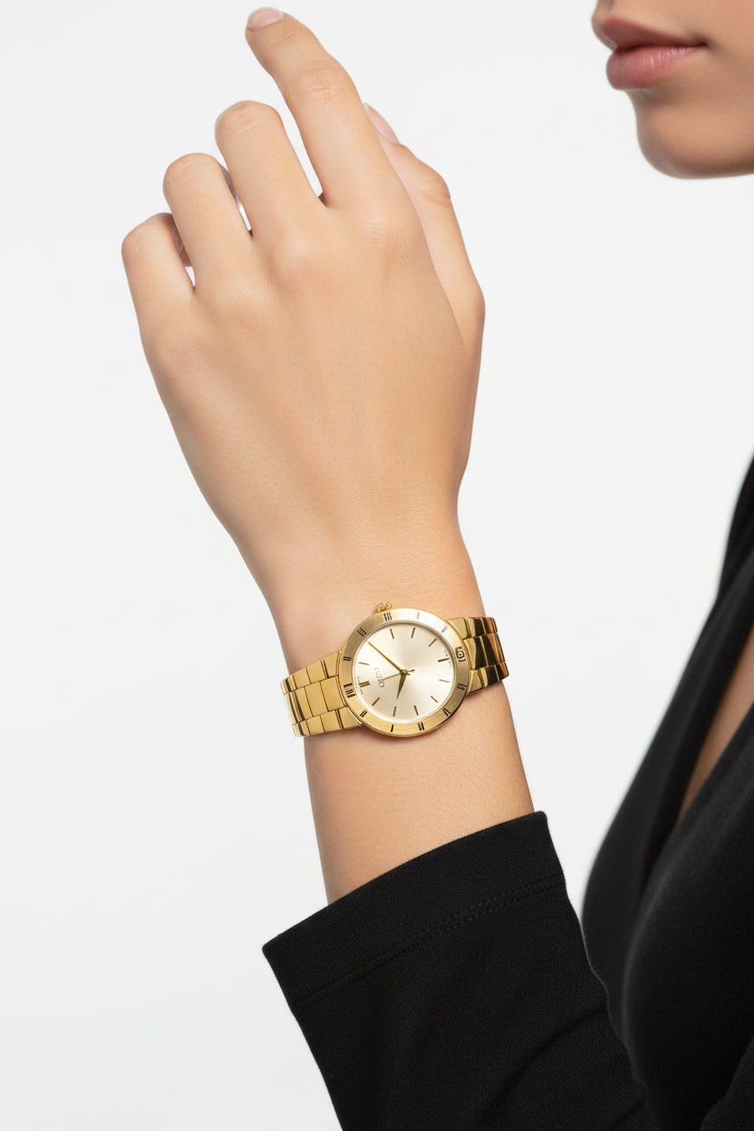 Vintage Gucci 300m Gold Tone Watch- Gazelle Fashion and Style 