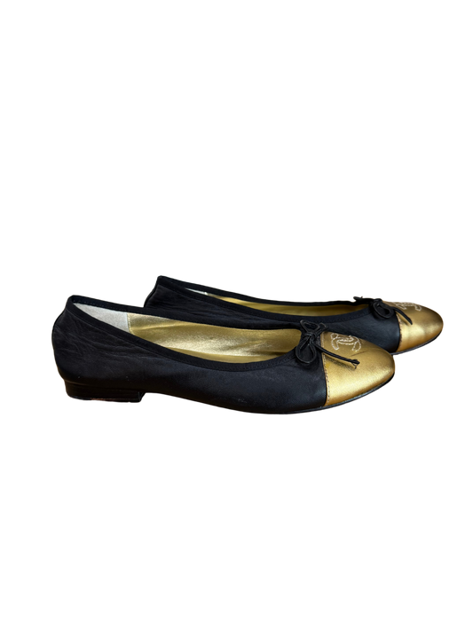 Chanel Cap-toe Ballet Flats